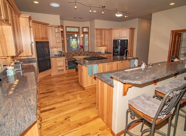 Building Photo - Beautiful home for rent in Galena Forest