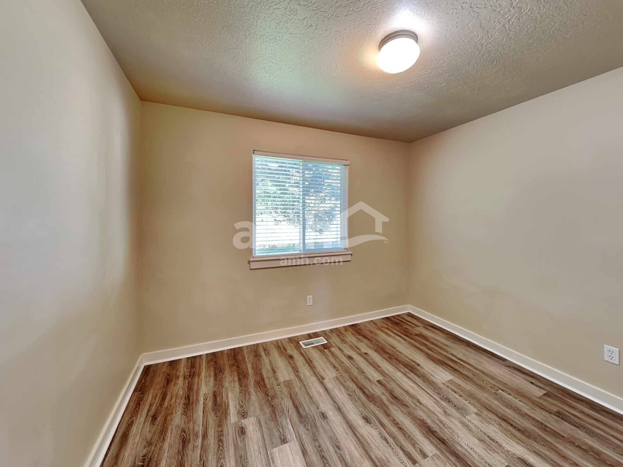 Building Photo - 1699 N Firebrick Dr