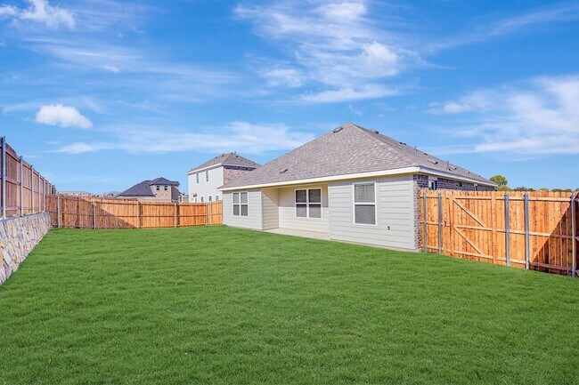 Building Photo - 2810 Woodbrook Dr