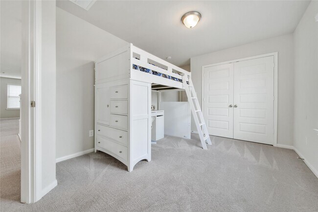 Building Photo - 7735 Wright Wood Dr