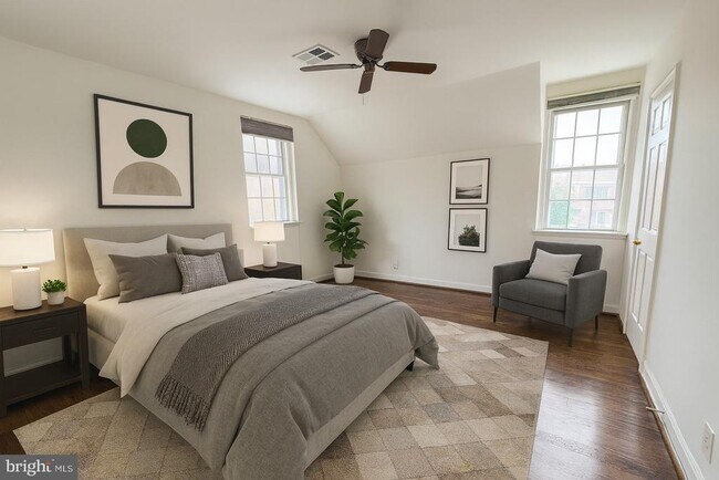 Building Photo - 4654 36th St S