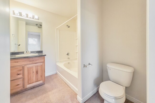 Building Photo - 3 Bed/2.5 Bath in South Jordan