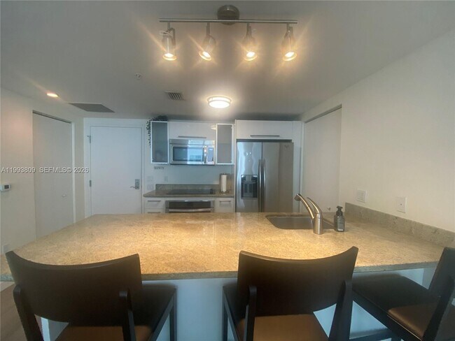 Building Photo - 185 SW 7th St