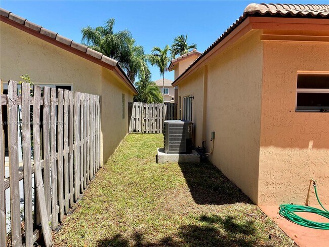 Building Photo - 8766 SW 213th Terrace