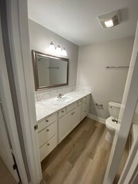Building Photo - Fully renovated 2 bedroom, 1.5 bath apartment available with Separate Garage! Fully remodeled Kit...