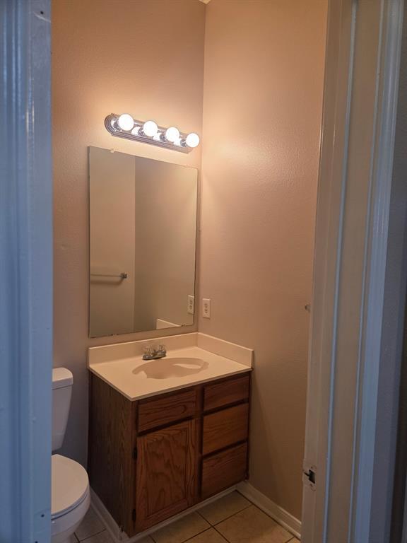 Building Photo - 3215 Tree Grove Dr