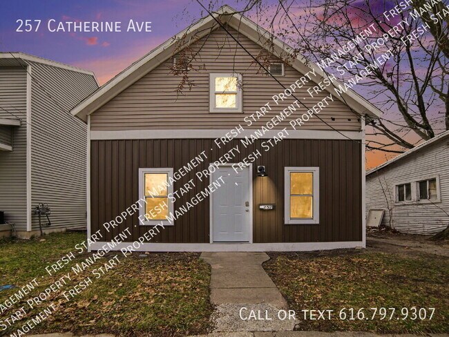 Building Photo - 257 Catherine Ave