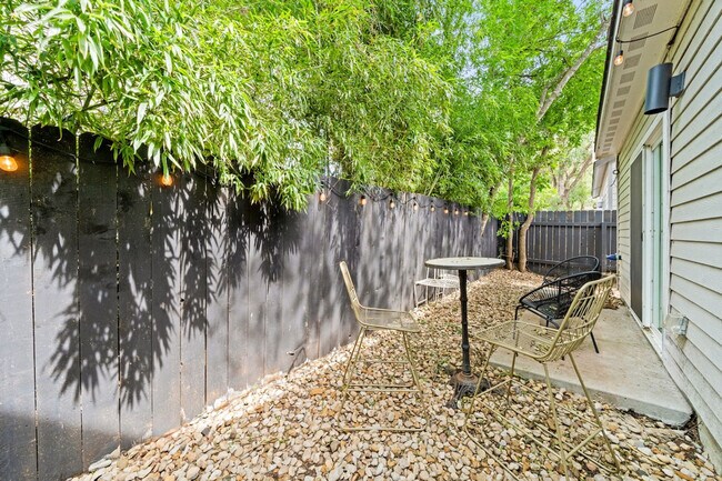 Building Photo - 1307 Fort Branch Blvd