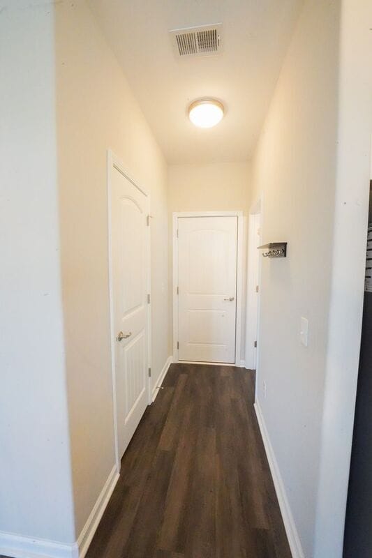 Building Photo - 165 Greyfield Cir