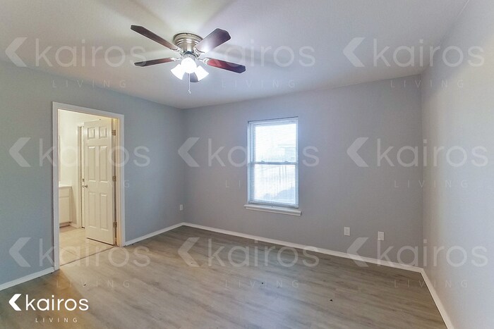 Building Photo - 3807 S Williams St