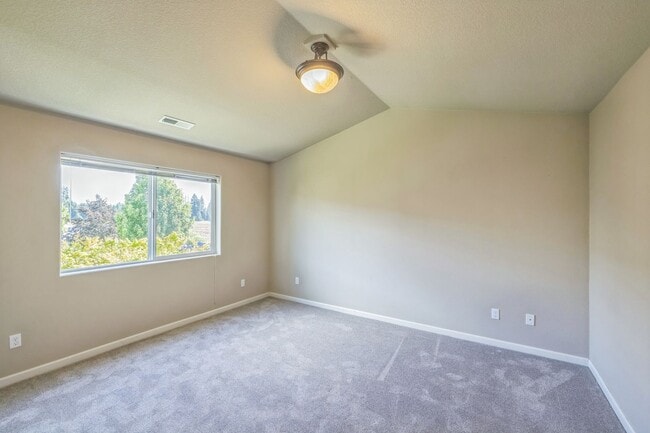 Building Photo - 2501 Carson Loop