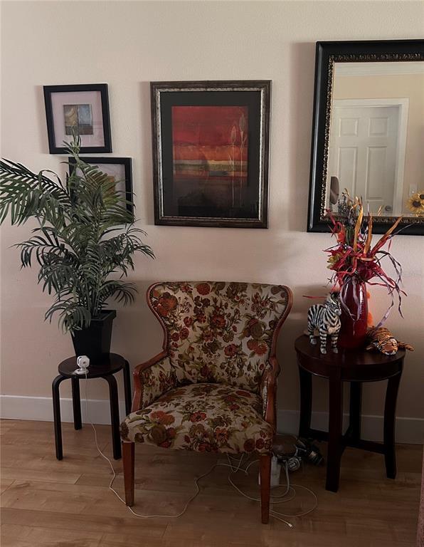 Building Photo - 5059 Live Oak Cir