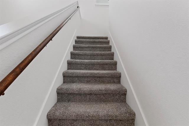 Building Photo - 2917 Lampasas Ln