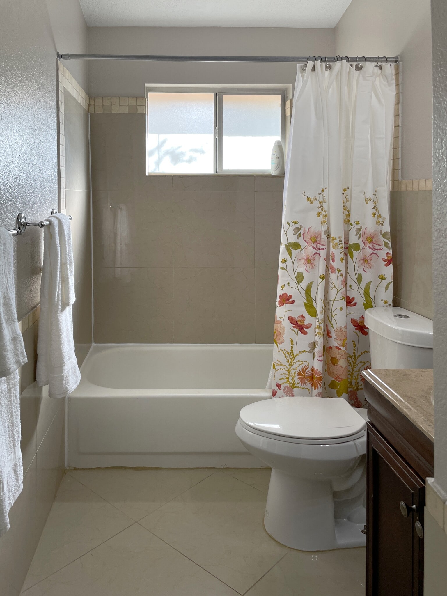 Upstairs restroom - 5462 Gold Rush Dr NW