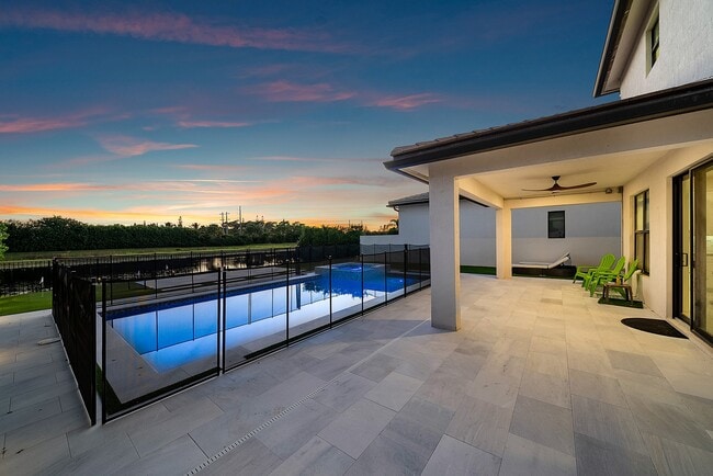 Building Photo - 8835 Grand Prix Ln
