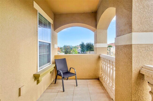 Building Photo - 4164 Oak Tree Dr