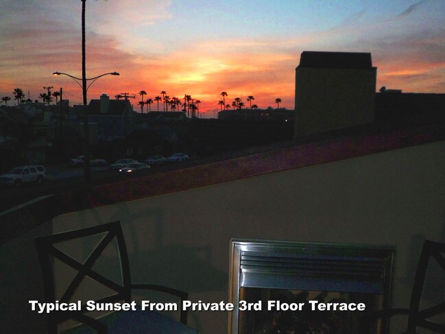 3rd floor terrace view. - 1826 W Balboa Blvd