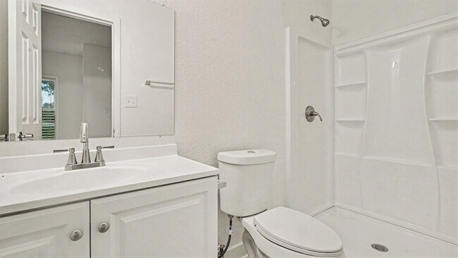 Building Photo - 654 Ridge Dr