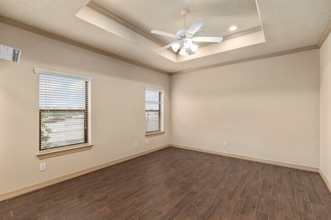 Building Photo - 1607 Bass St