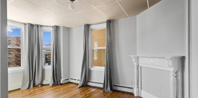 Building Photo - 823 Dorchester Ave