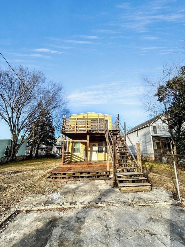 Building Photo - Charming 3-Bedroom Home – Spacious & Conve...