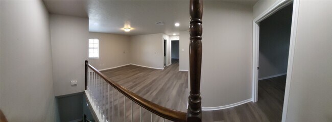 Building Photo - 8110 Green Devon Dr