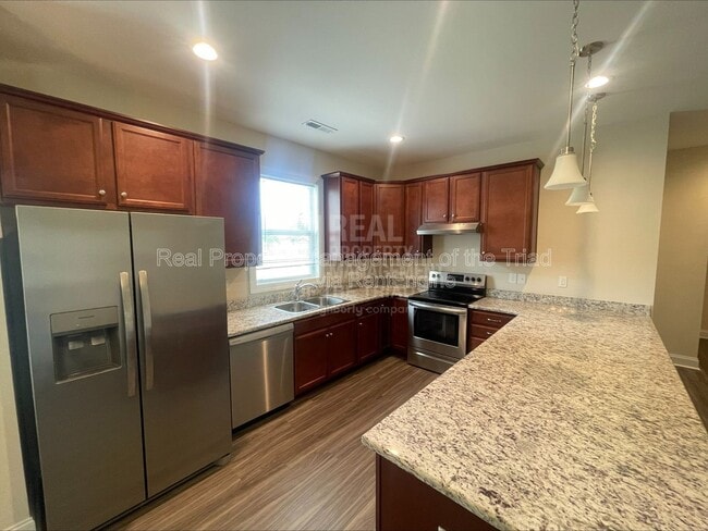 Building Photo - 206 Hassellwood Dr