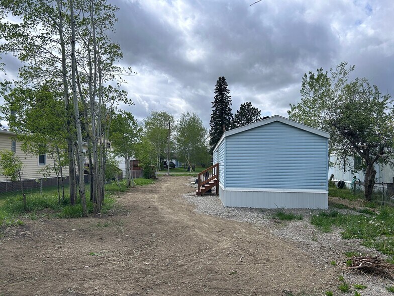 Building Photo - 113 Barry Ave