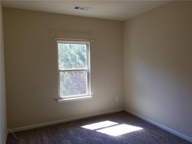Building Photo - 609 Oakside Pl