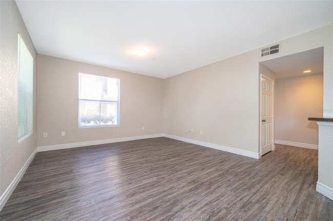 Building Photo - 5953 Westgate Dr
