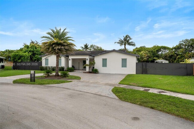Building Photo - 8535 SW 100th Ave