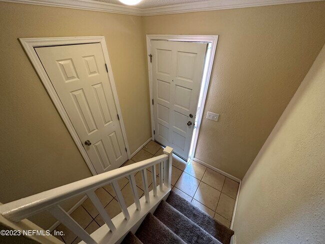 Building Photo - 6616 La Mirada Dr E