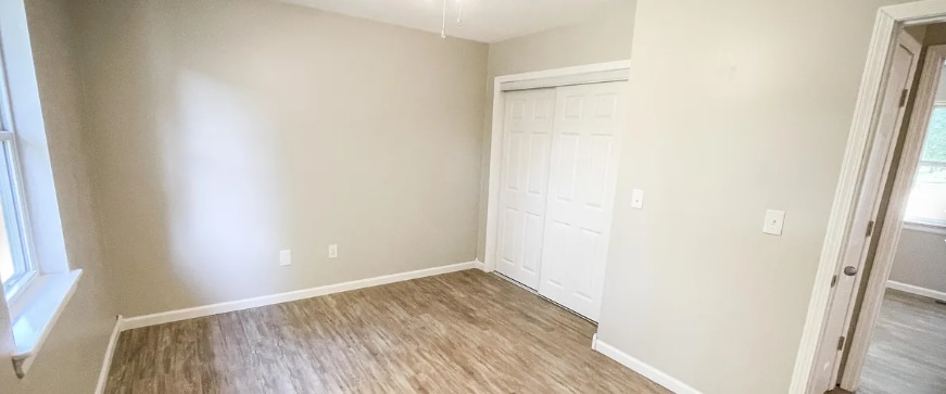 Building Photo - 202 S Poplar Ct