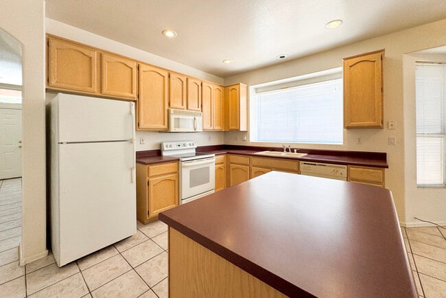 Building Photo - 3Bed/2Bath House at 63rd/Northern Ave! $19...
