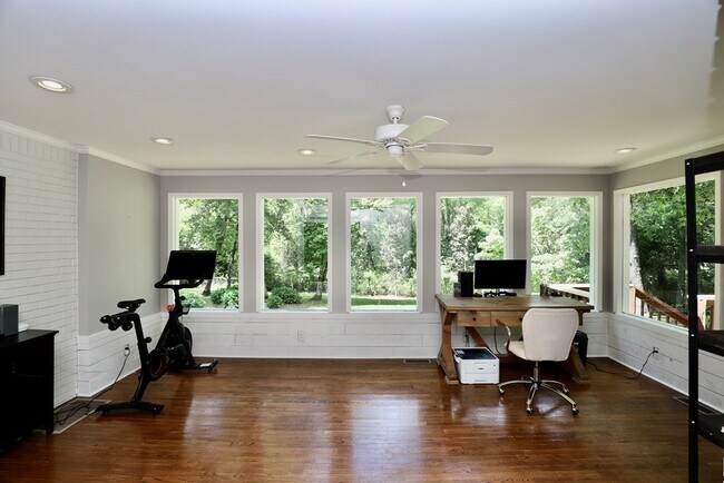 Building Photo - 2459 Clematis Trail