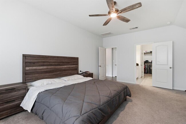 Building Photo - 12017 Texana Trl