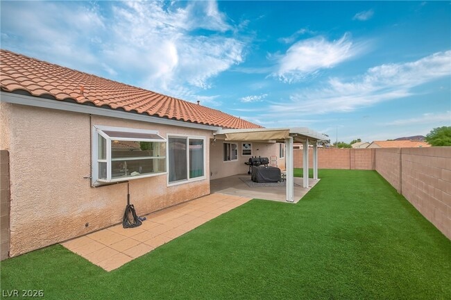 Building Photo - 1056 Kennebunk Cir