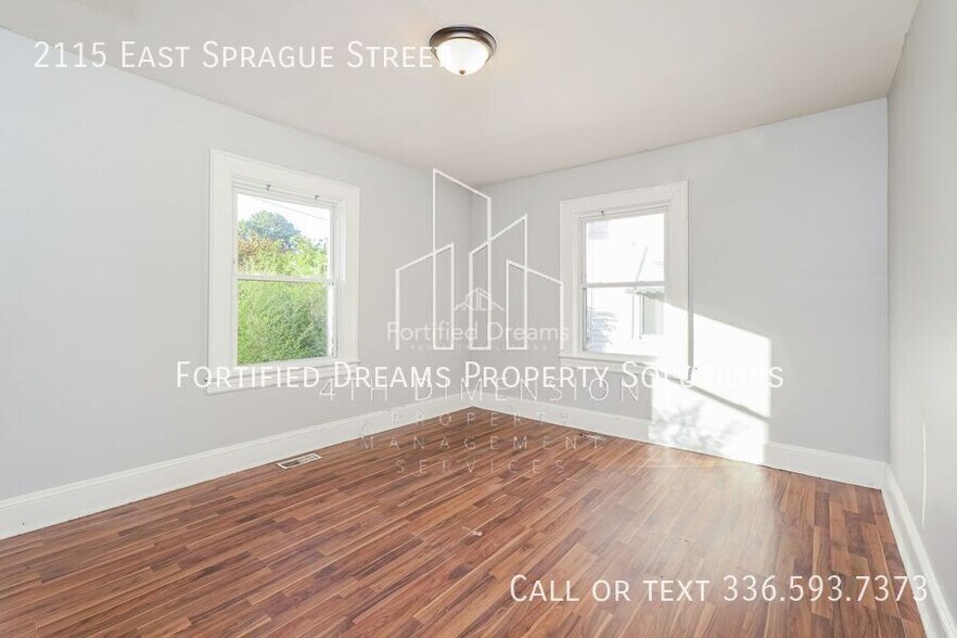Building Photo - 2115 E Sprague St