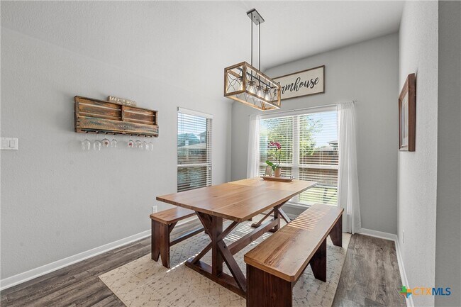 Building Photo - 5302 Lancaster Dr