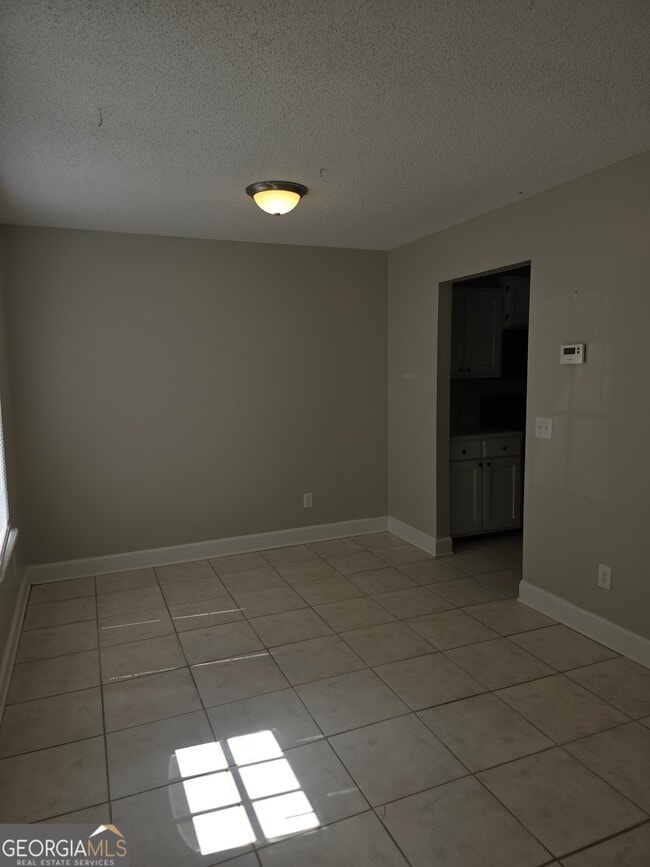 Building Photo - 722 Morningside Ln
