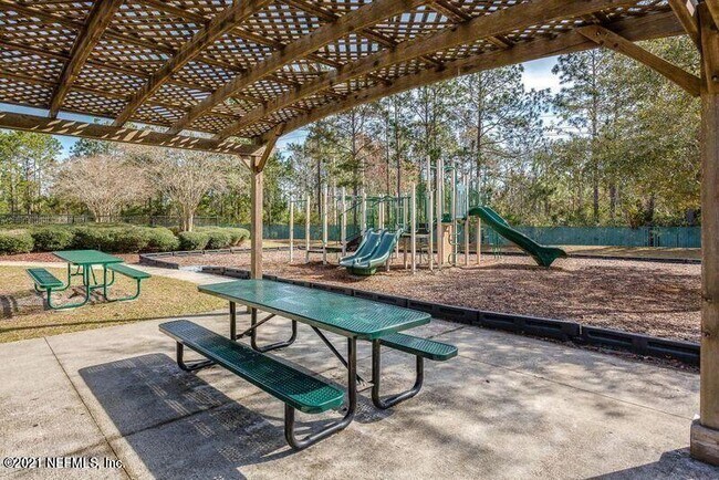 Building Photo - 765 Hazelmoor Ln