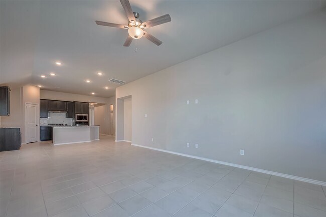 Building Photo - 31953 Retama Rnch Dr