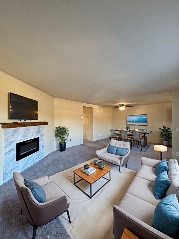 Building Photo - 126 W Electric Ave