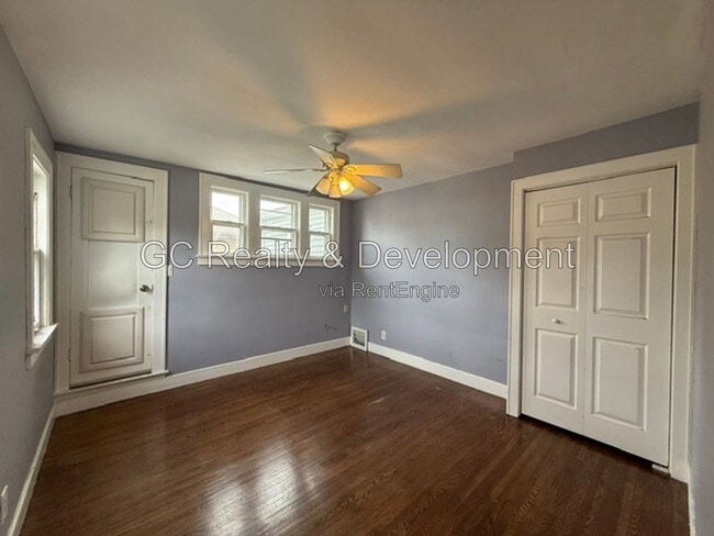 Building Photo - 253 S Channing St