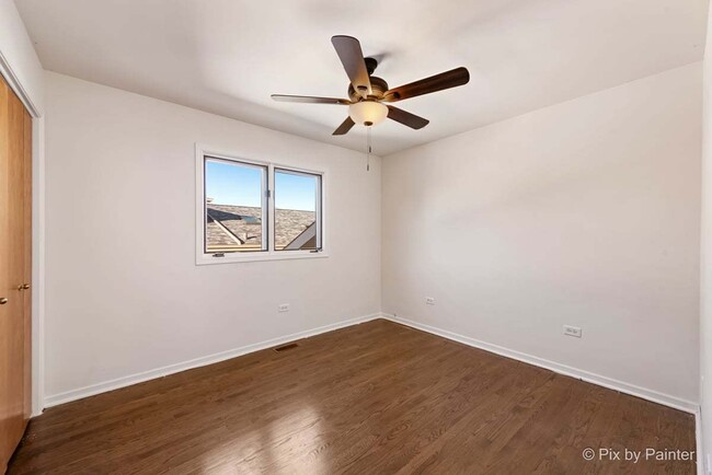 Building Photo - 8508 S Oketo Ave