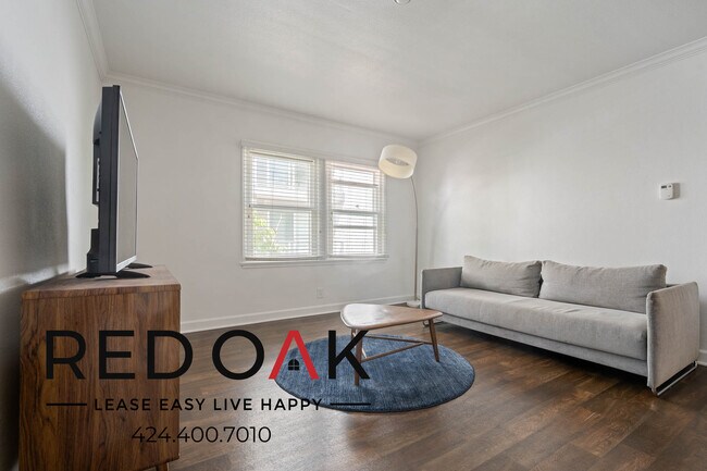 Building Photo - 6 WEEKS FREE! Bright and Tranquil Two Bedr...
