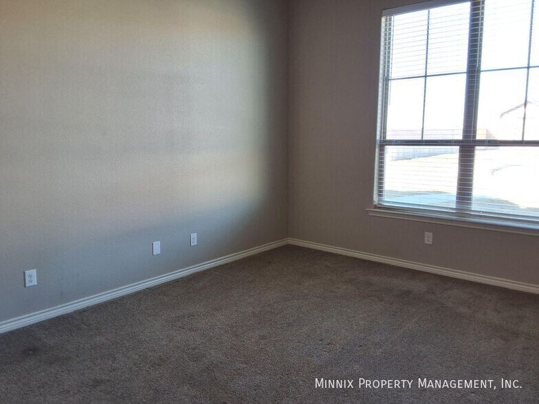 Building Photo - 5313 Kilyn Ct