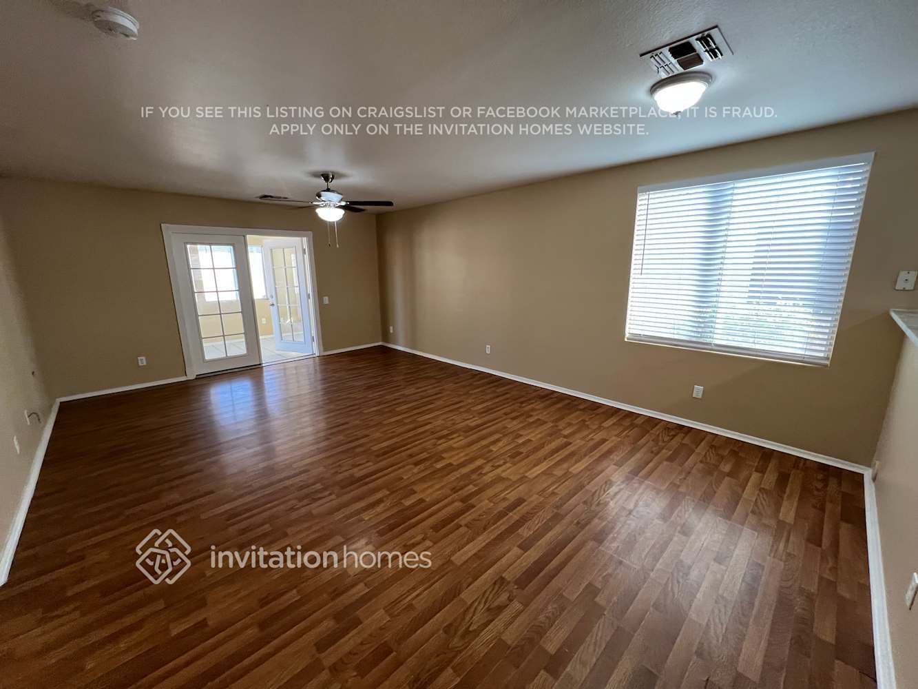 Building Photo - 1868 W Renaissance Ave