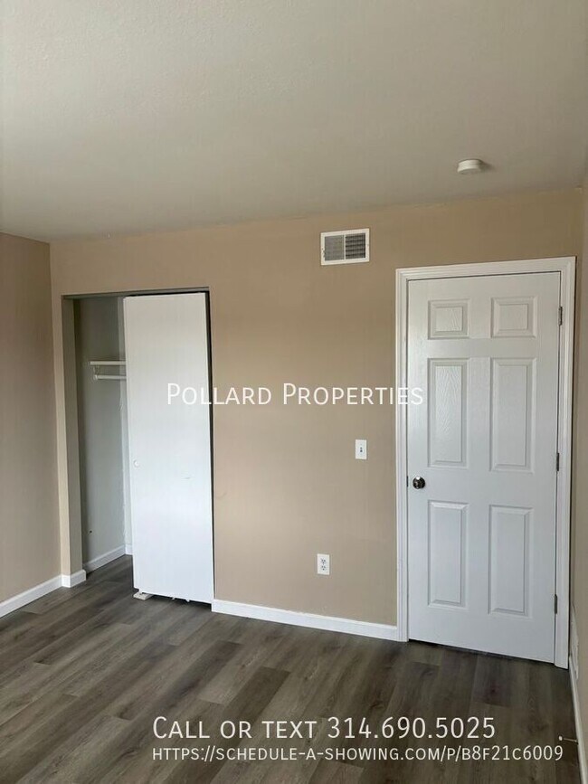 Building Photo - 13 Westwood Village