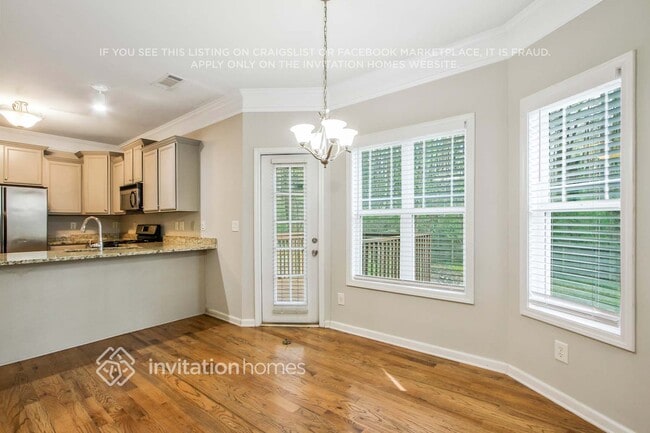 Building Photo - 2507 Brentford Pl